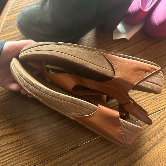 Fitflop Skylar sandal size 8 brown - Picture 4 of 5